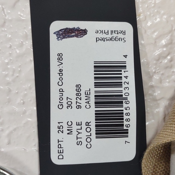 Fraas Lightweight Border Plaid Poncho,Color Camel. - Picture 9 of 13